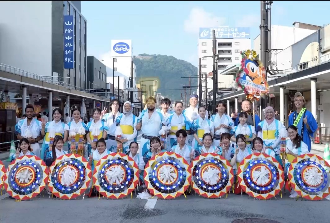 鳥取大学International踊り子隊