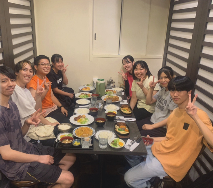 薬学硬式テニス部