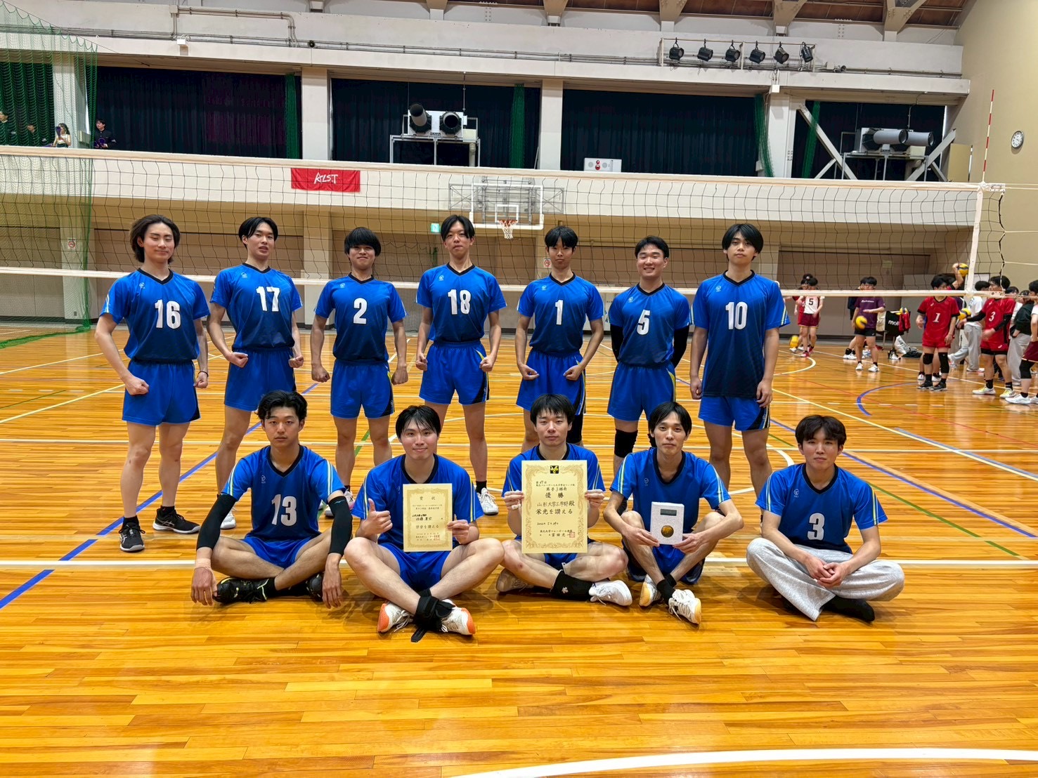 山形大学工学部男子バレー部