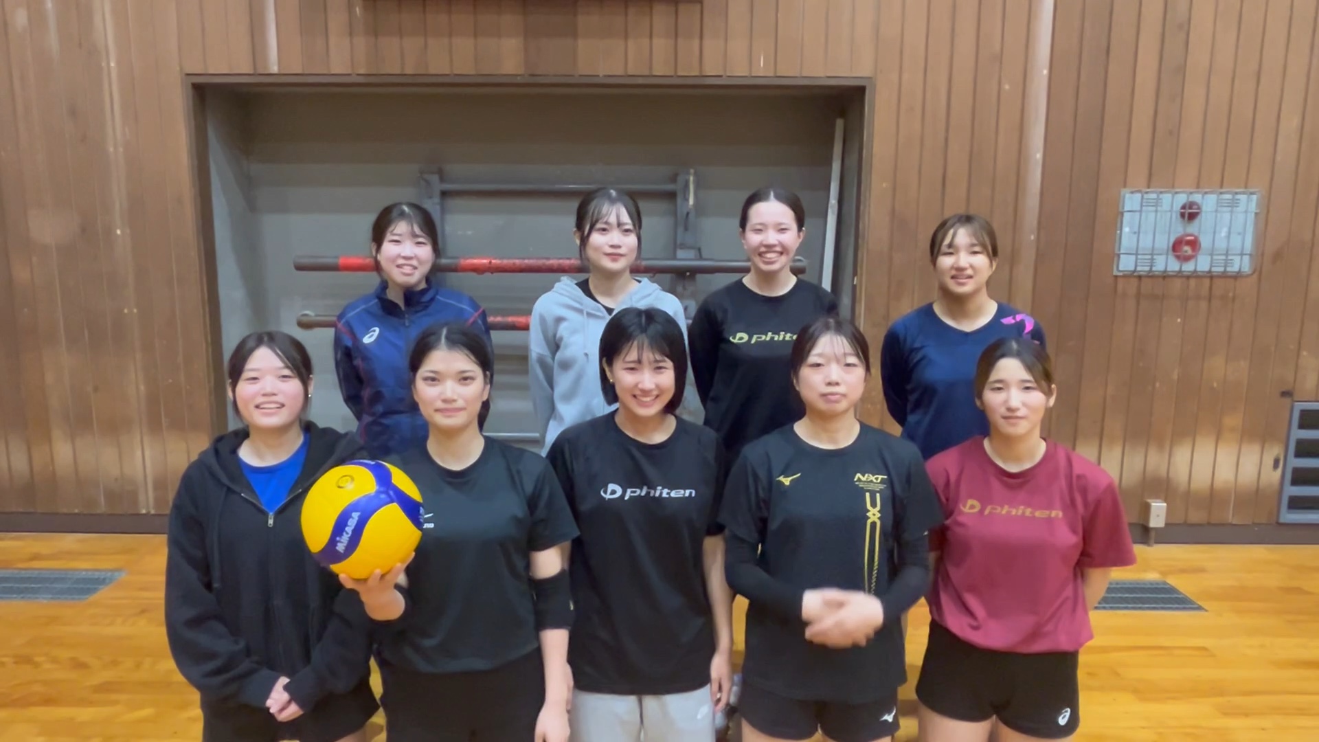 女子バレーボール部