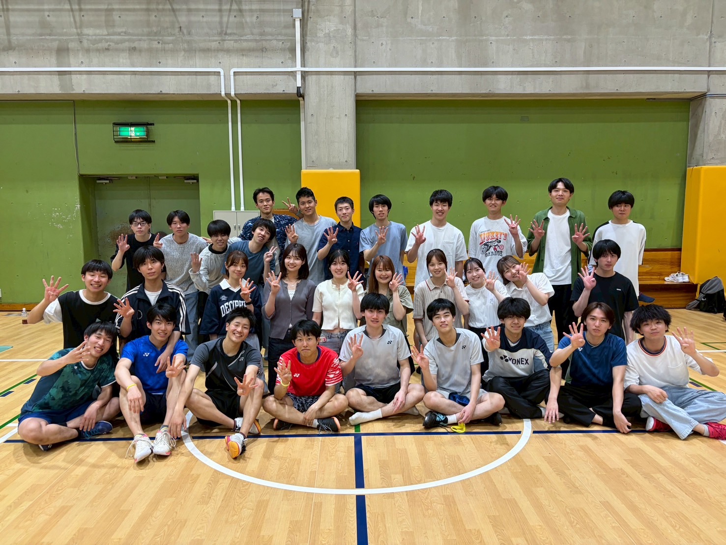 電気通信大学　バドミントン部