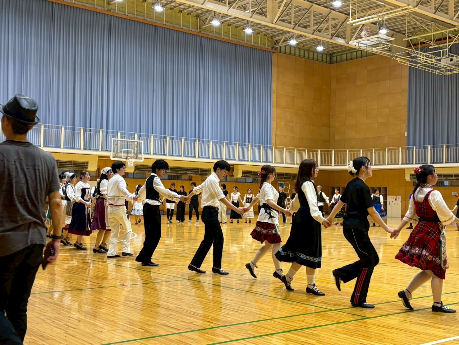 東北大学　フォークダンス同好会