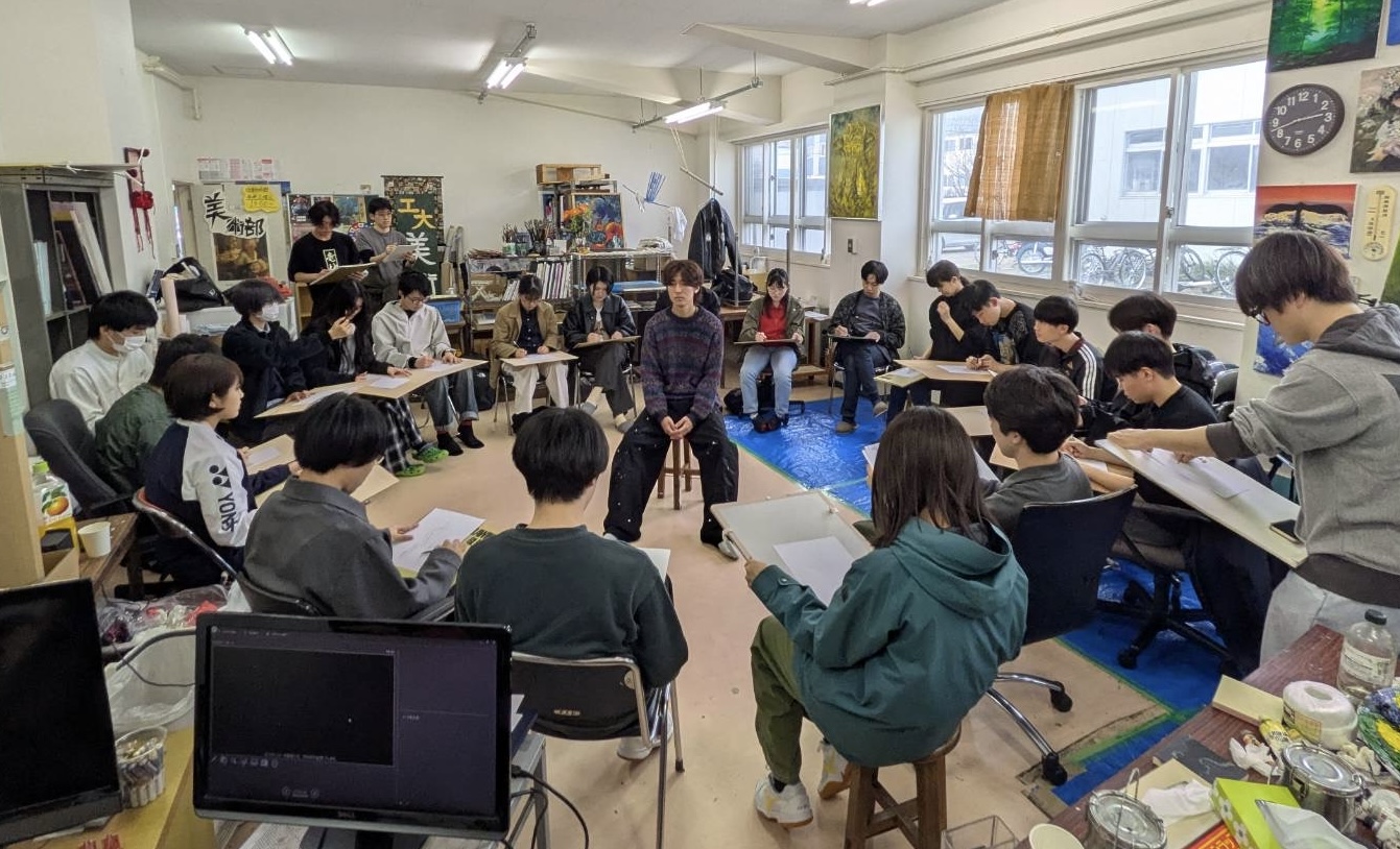 室蘭工業大学美術部