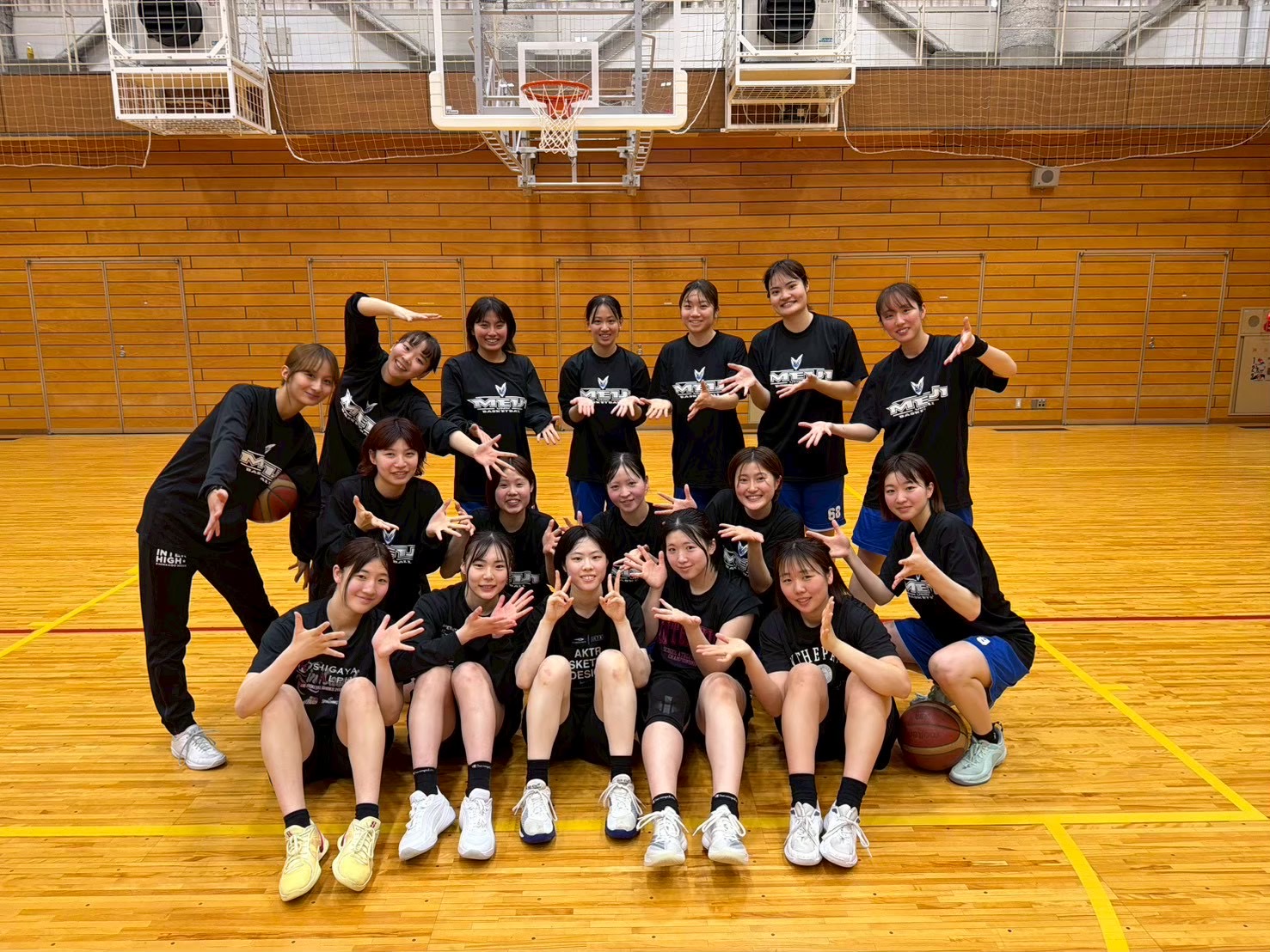 明治大学体育会バスケットボール部（女子）